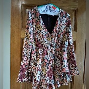 Mi Ami romper size small.